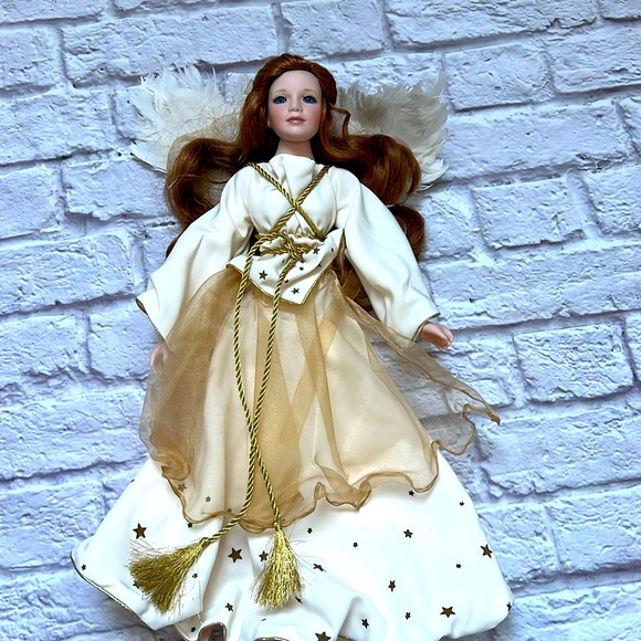 Vintage porcelain angel doll with feather wings - Picture 1 of 11